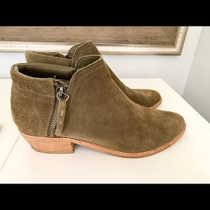 Steve Madden ankle boots